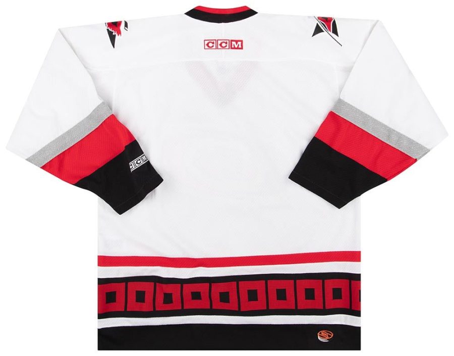 2000 07 hurricanes ccm home back